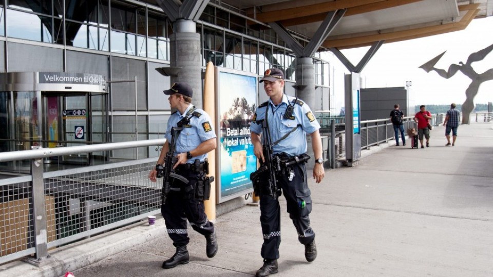 Норвегия засили мерките за сигурност заради очакван атентат | StandartNews.com
