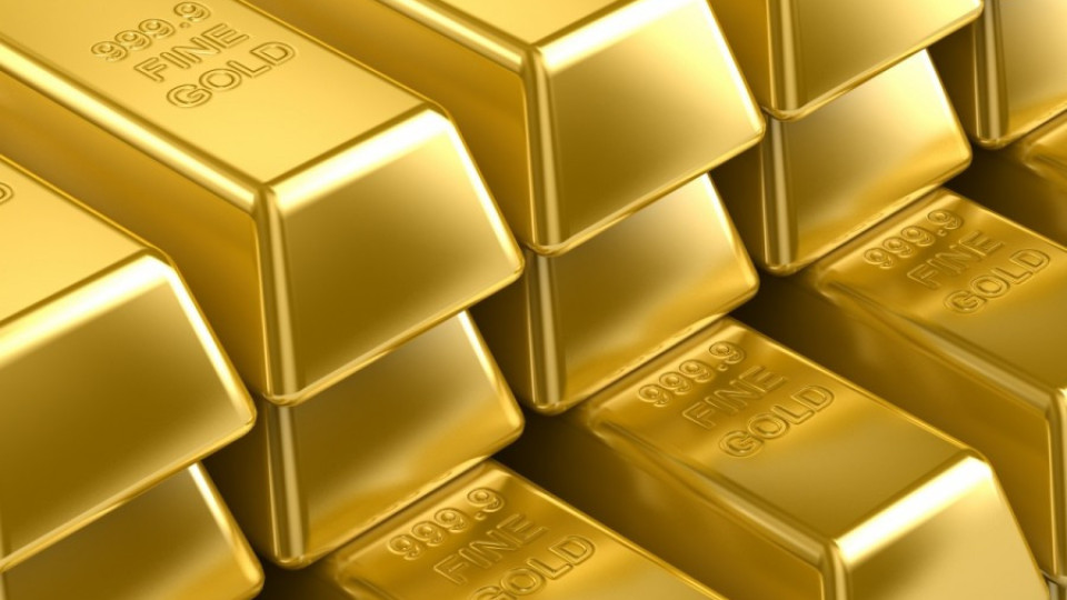Златото падна под 1300 долара | StandartNews.com