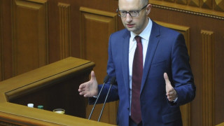 Премиерът на Украйна хвърли оставка