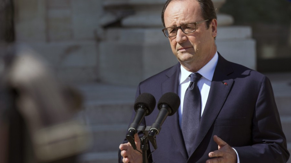 Франция праща войници при самолета в Мали | StandartNews.com
