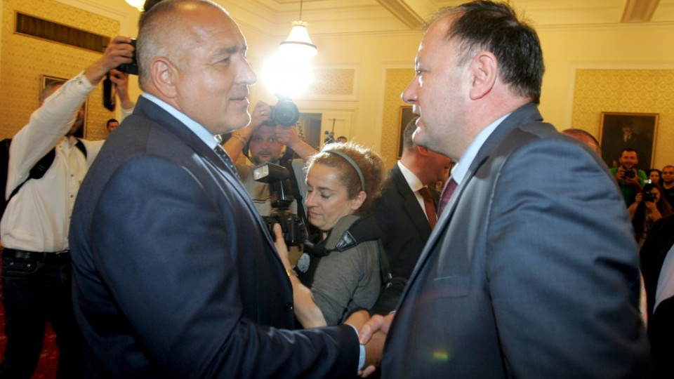 Борисов за Миков: За България е важно да има силно ляво и дясно | StandartNews.com