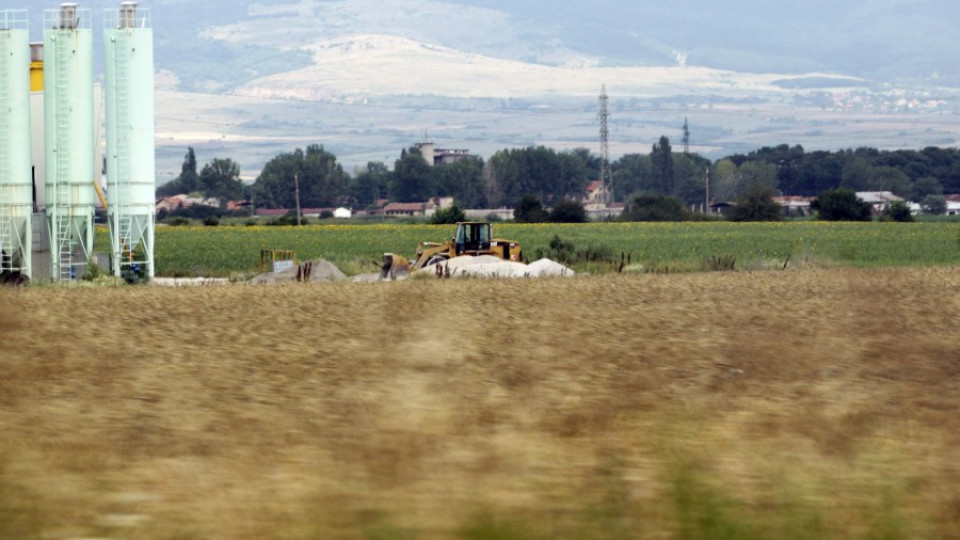 Украйна сваля цената на житото | StandartNews.com