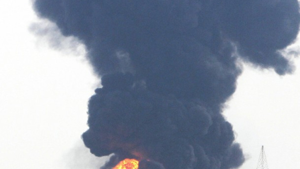 Пожарът в Триполи расте, опасяват се за екологична катастрофа | StandartNews.com