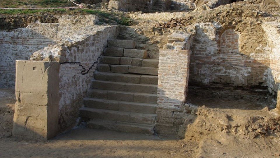 С охрана пазят антично селище от иманяри | StandartNews.com