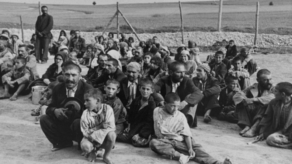 Наше сдружение отбелязва 70 г. от геноцида над ромите в Аушвиц | StandartNews.com