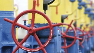 Газ изтича от цистерна на кораб край Белослав