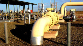 Киев остава без топла вода, пести газ