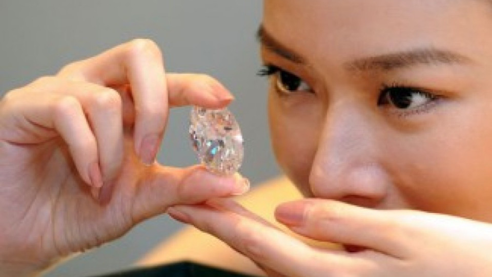 Откриха 198-каратов диамант | StandartNews.com