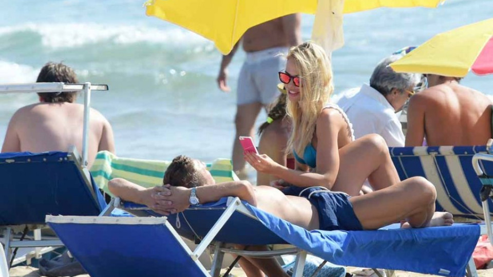 Тоти и Илари блестят на плажа | StandartNews.com