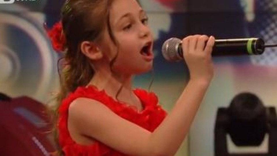 Крисия пее в Деня на Варна | StandartNews.com