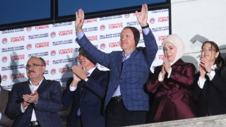 Ердоган обеща нова ера за Турция (ОБЗОР)