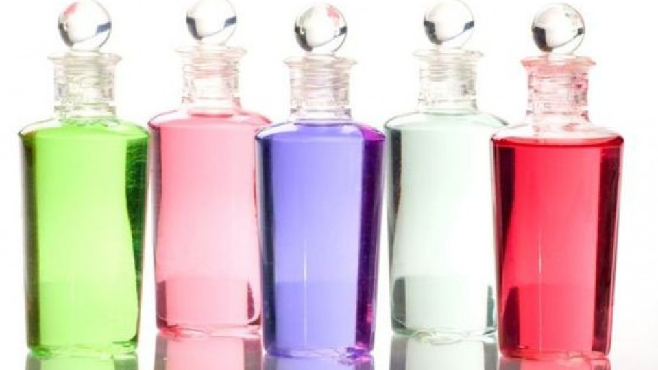 Задържаха парфюми-менте за 300 хил. лева | StandartNews.com