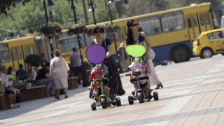 Спасяват бебета със стара ваксина