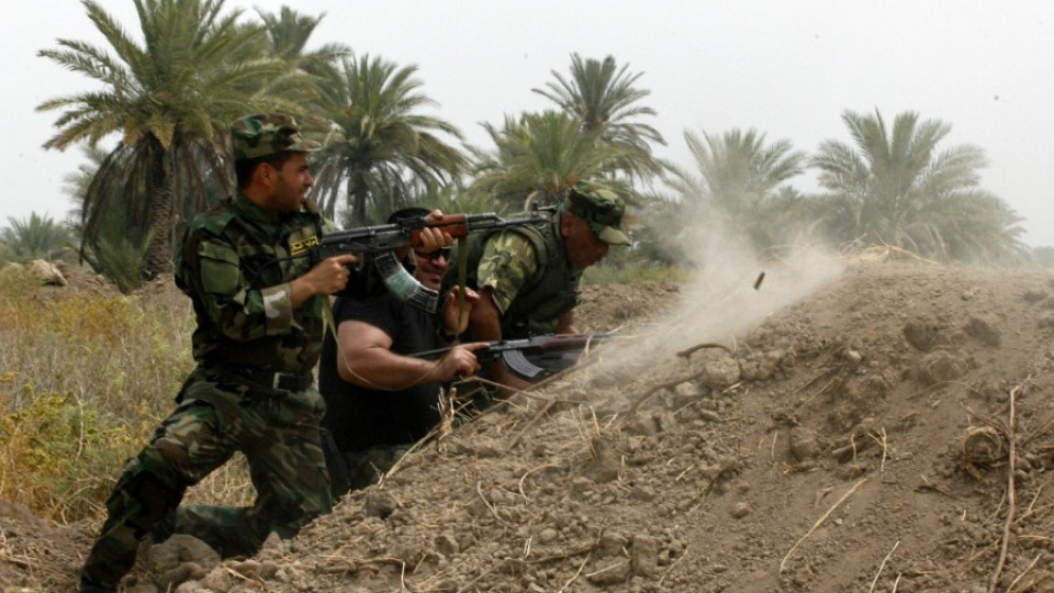 Иракската армия се опитва да си върне Тикрит | StandartNews.com