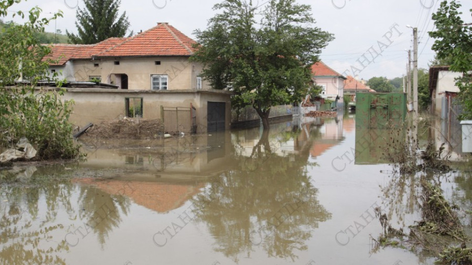 Отпускат над 16 млн. лв. за наводненията | StandartNews.com