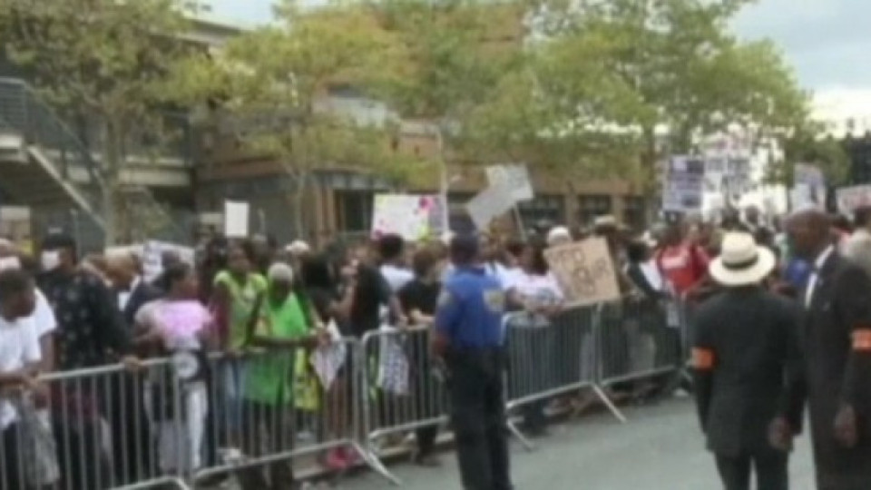Ню Йорк протестира срещу полицейското насилие | StandartNews.com