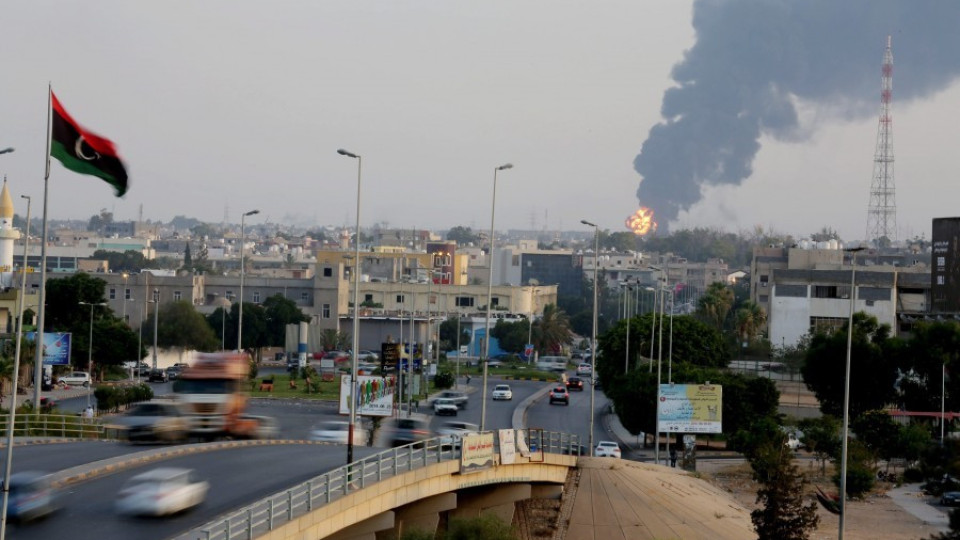 Летището в Триполи е под контрола на ислямистите | StandartNews.com