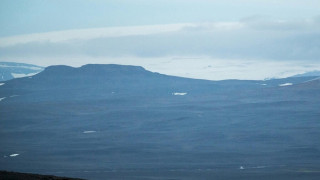 Намалиха тревогата за вулкана в Исландия