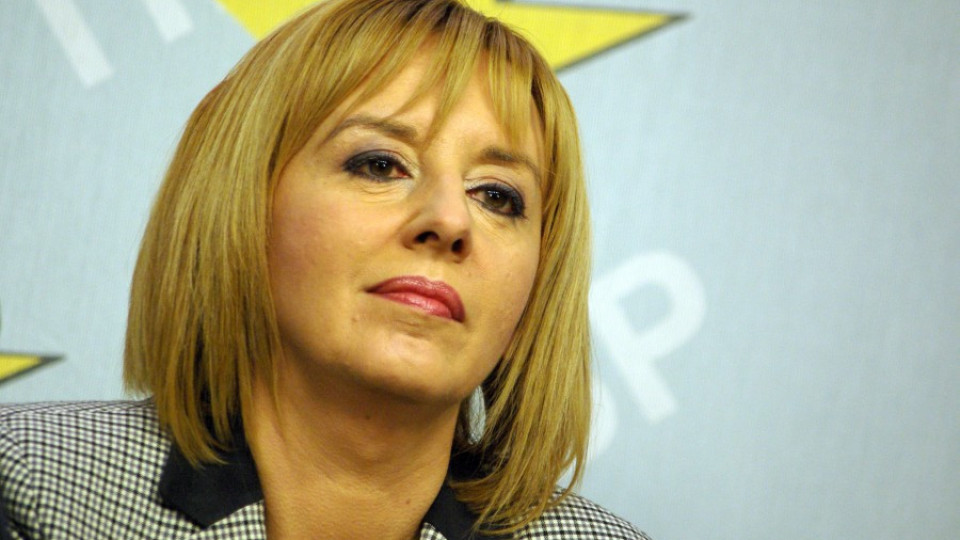 Секретарки раздавали заповеди за уволнение | StandartNews.com