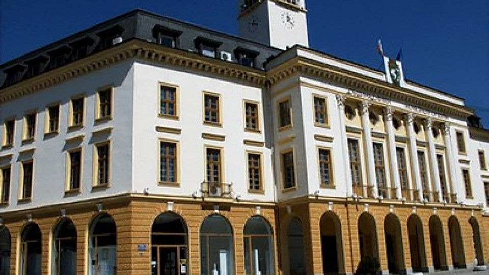 Съветници отрязаха кмета на Сливен за нов заем | StandartNews.com