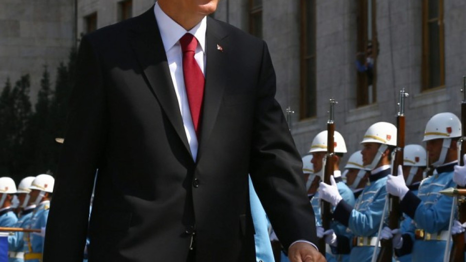 Ердоган одобри правителството на Давитоглу | StandartNews.com