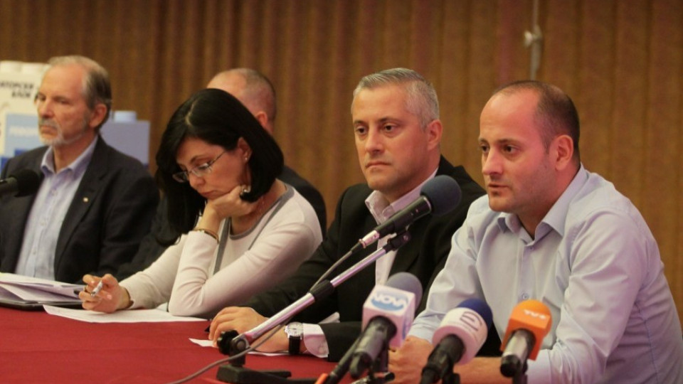 ДПС изключва Агуш, десните го взимат | StandartNews.com