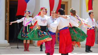 Индийски танцьори ще участват на фестивал в Малешево