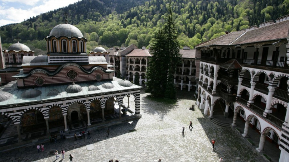 Рилският манастир не чака печалби от ВЕЦ-а | StandartNews.com