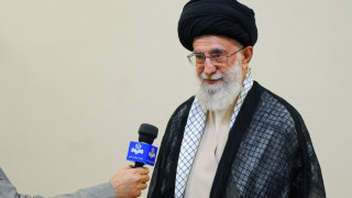 Иранският аятолах Хаменей претърпя оперция