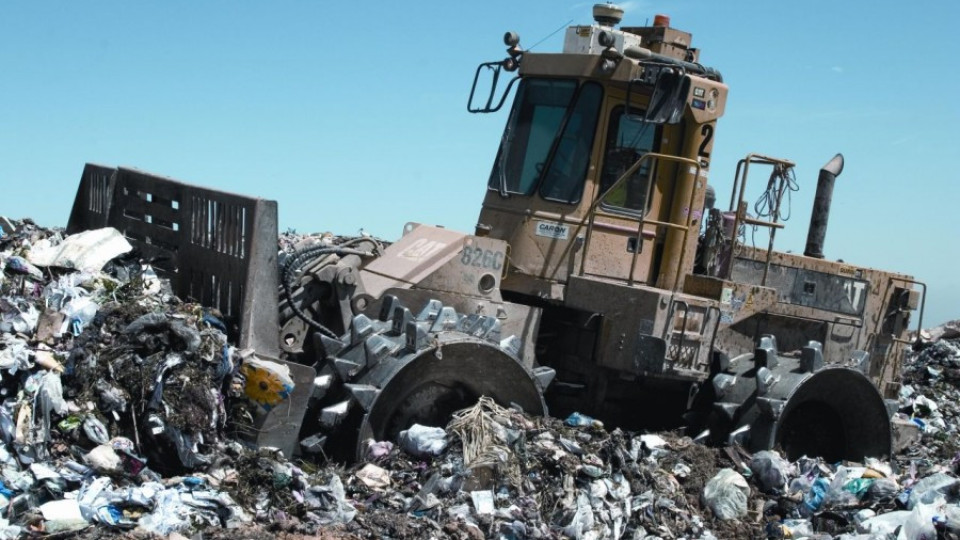 Война в Перник за боклука | StandartNews.com