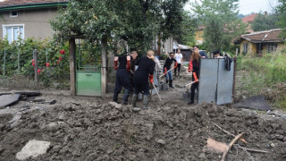 ГЕРБ-София помага на пострадалите в Берковица