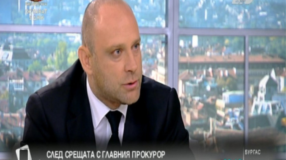 Тити Папазов: Днес Василев внася план за оздравяване на КТБ | StandartNews.com