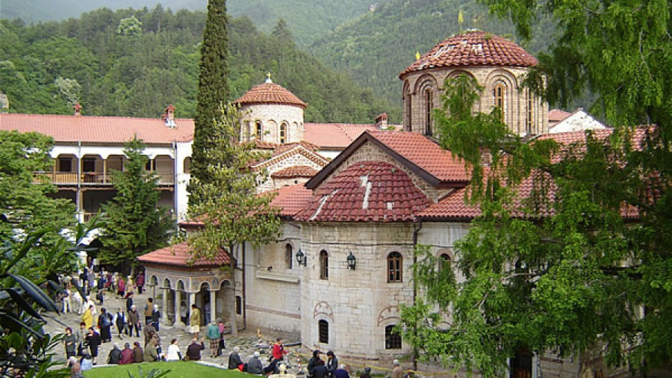 Още два манастира със статут като Рилския | StandartNews.com