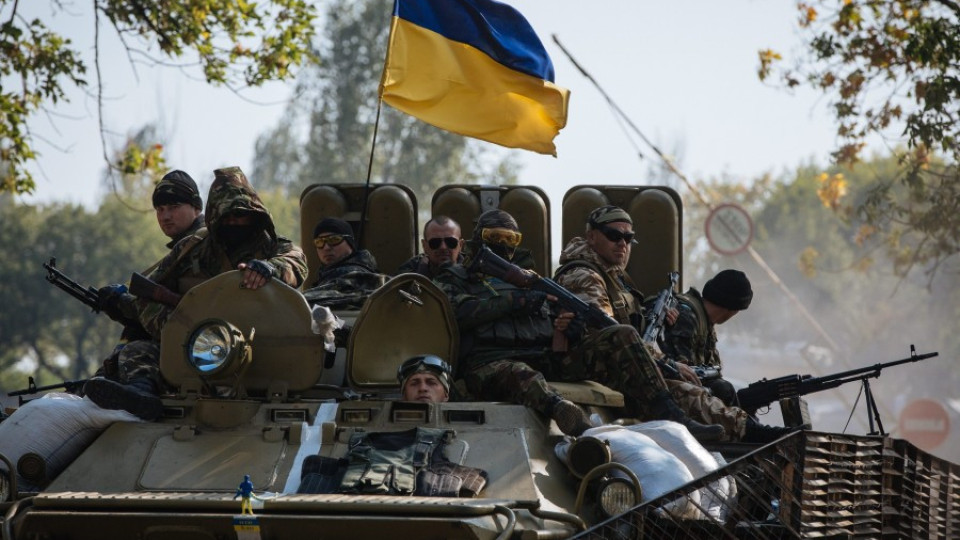 Украйна настоя за местни избори на 7 декември | StandartNews.com