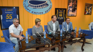 Гуцанов: Къде е ремонтът от заделените 5 млн. лв за спортна зала