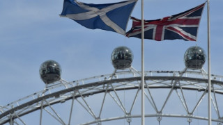 Шотландците 50 на 50 на днешния референдум