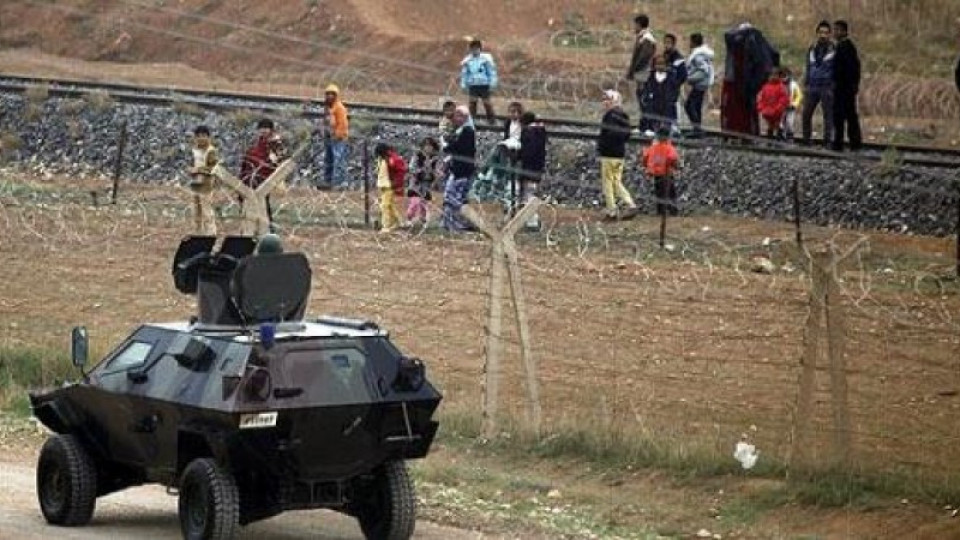 Турция отвори границите си за кюрдските бежанци от Сирия | StandartNews.com