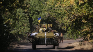 Киев изтегля артилерията от бунтовническите региони