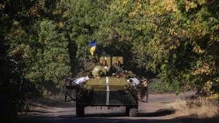 Киев изтегля артилерията от бунтовническите региони