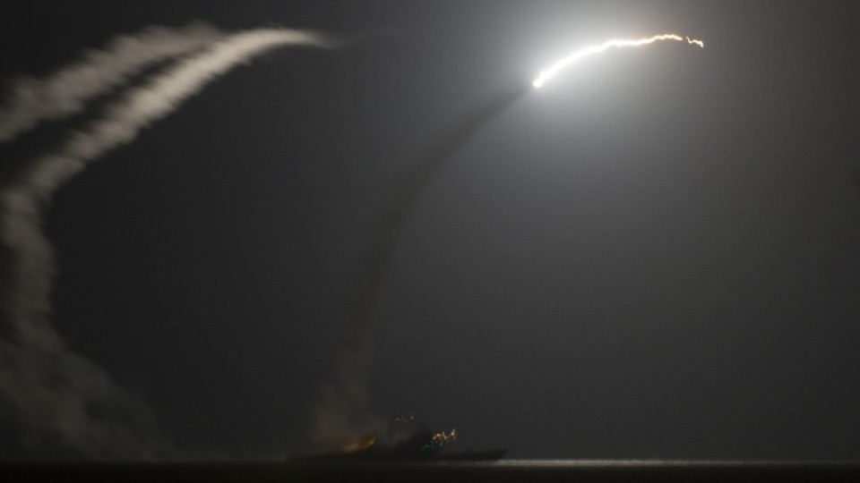 ОБЗОР: САЩ удариха по въздух джихадистите в Сирия | StandartNews.com