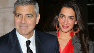 Кметът на Рим венчава Клуни