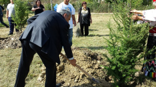 Кандидати от Варна се включиха в кампанията по залесяване на ГЕРБ в Долище