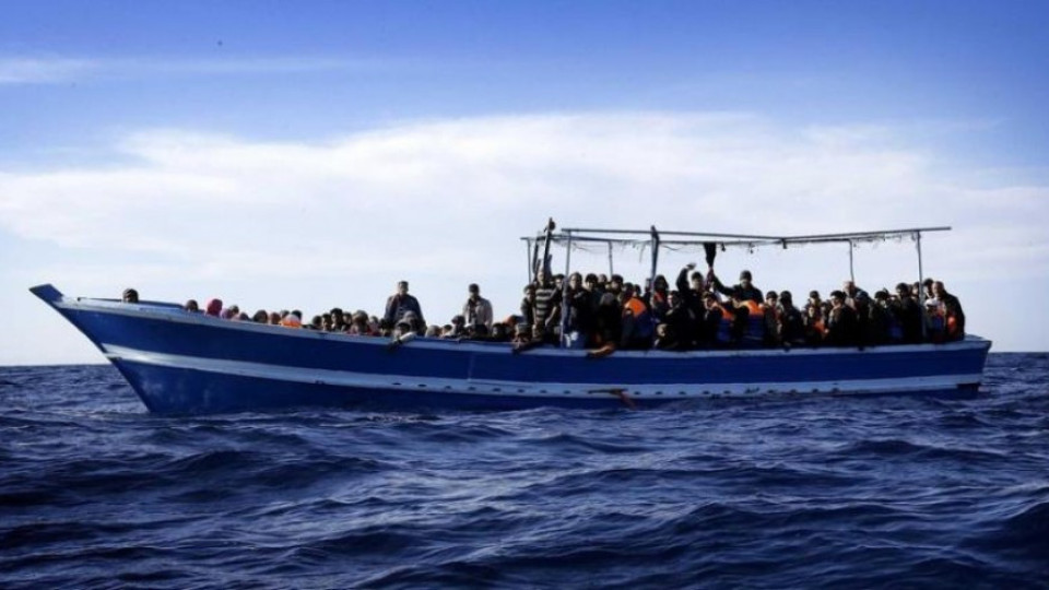 Кипър започна спасителна акция за 300 бежанци в Средиземно море | StandartNews.com