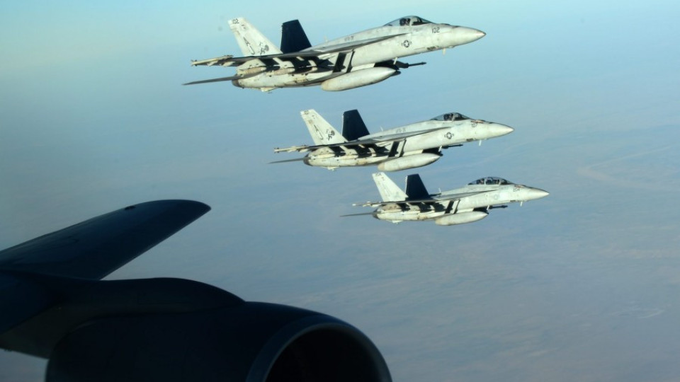 САЩ удариха петролни кладенци на джихадистите | StandartNews.com