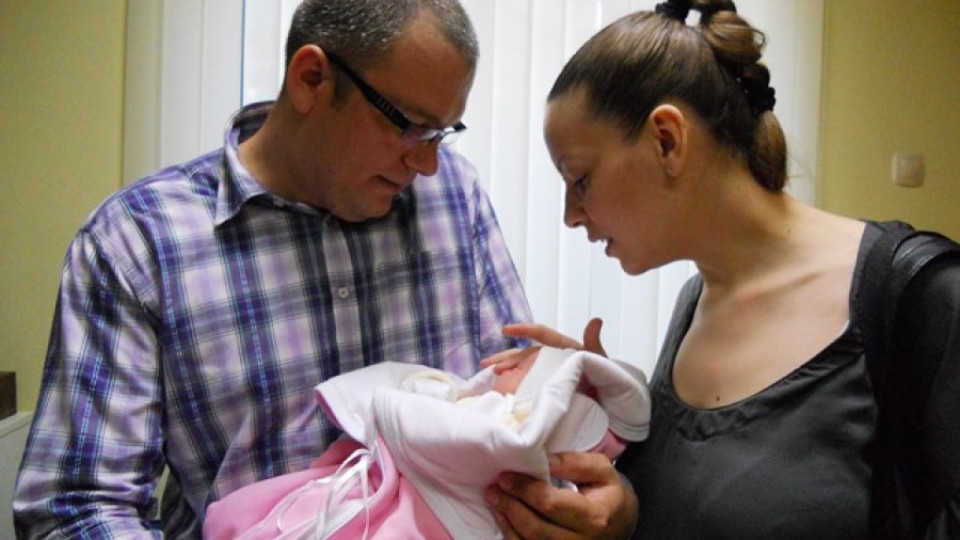 Роди се първото БГ бебе след хайфу | StandartNews.com