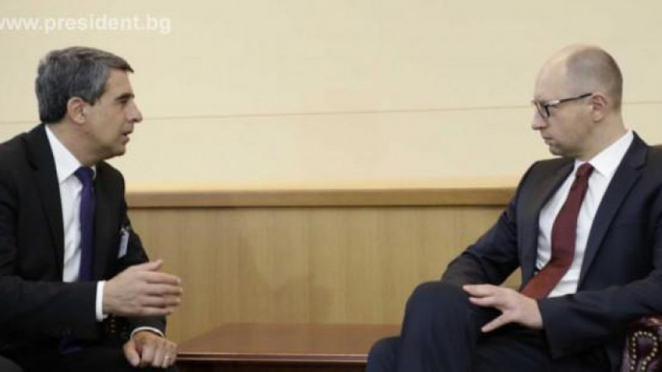 Плевнелиев обсъди с Яценюк единството на Украйна | StandartNews.com