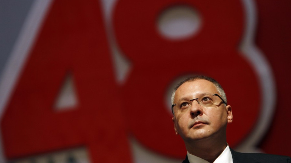 Френските социалисти искат смяна на Станишев като лидер на ПЕС | StandartNews.com
