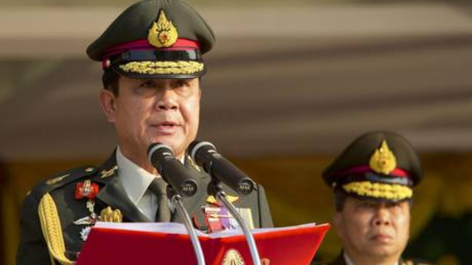 Лидерът на тайландската хунта ще пише телевизионни сериали | StandartNews.com