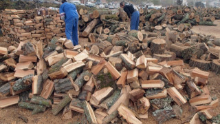 Опашки за дърва и въглища заради студа