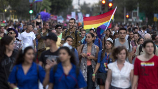 Полицията блокира Белград заради гей парад